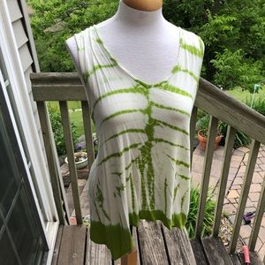 Chelsea & Theodore Sleeveless Top